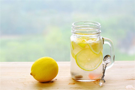 孕妇可以喝柠檬水吗